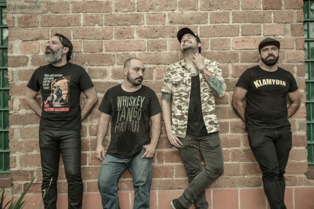 la banda de punk rock colombiana detective wadd lanza su nuevo disco cuanta porqueria detective wadd 1