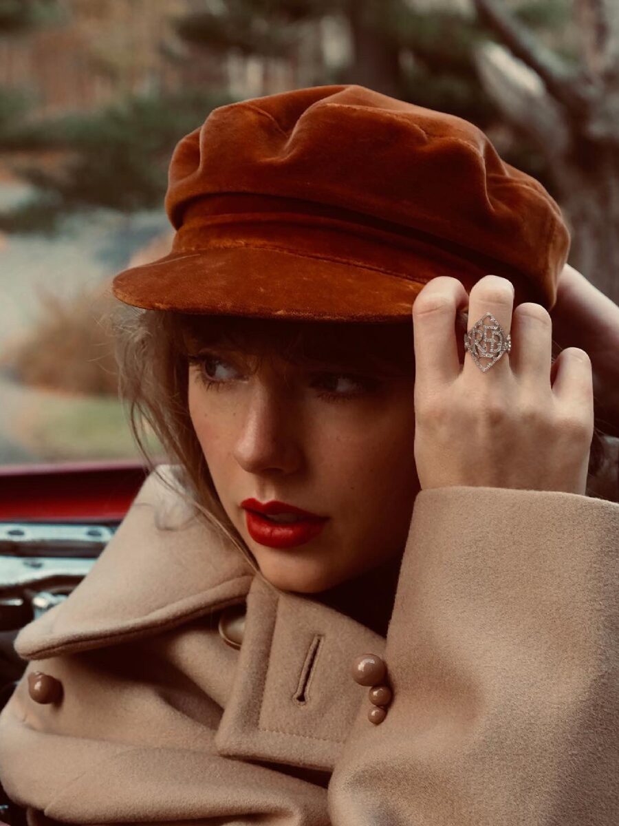 Taylor Swift logra ser #1 en Billboard Hot 100 con su álbum "Red" 50 taylor swift logra ser 1 en billboard hot 100 con su album red red taylors version portada