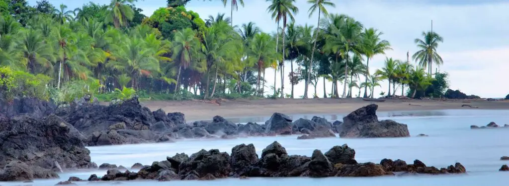 estas son las seis playas colombianas imperdibles para vacaciones de semana santa nuqui vuelos satena