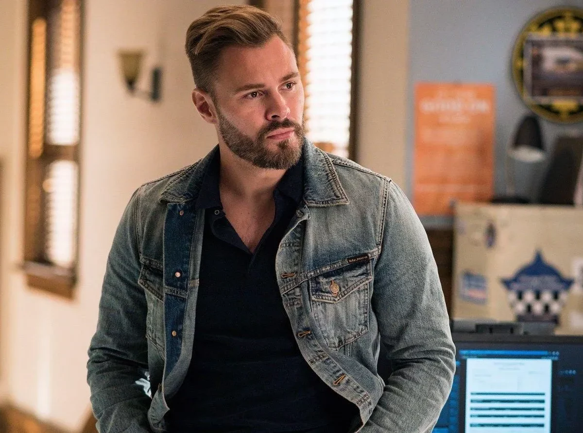 que edad tiene ruzek en chicago p d patrick john flueger crop1615136525146.jpg 722711437