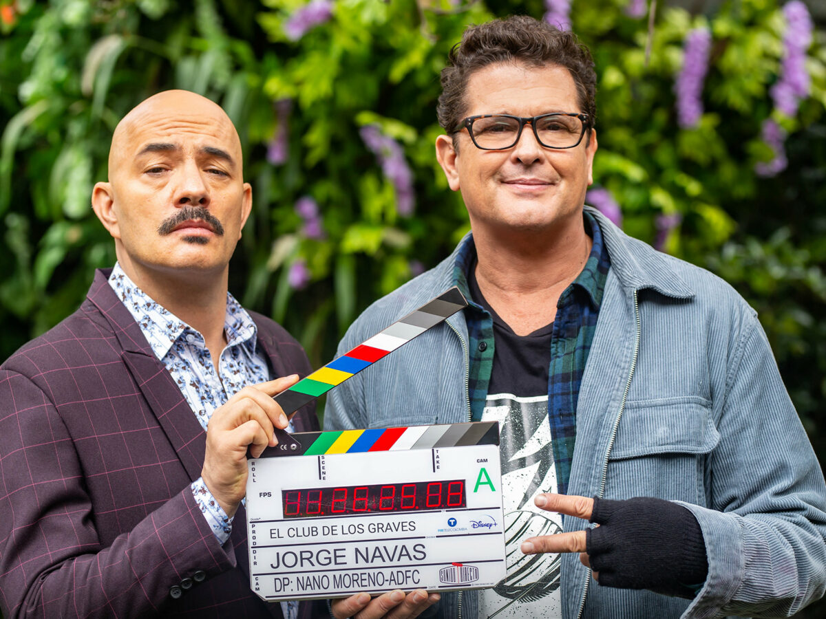 carlos vives estrena el club de los graves en disney original 1665494773 el club de los graves 03