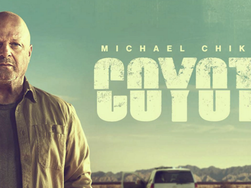 coyote con michael chiklis y juan pablo raba se estrena en universal tv coyote universaltv