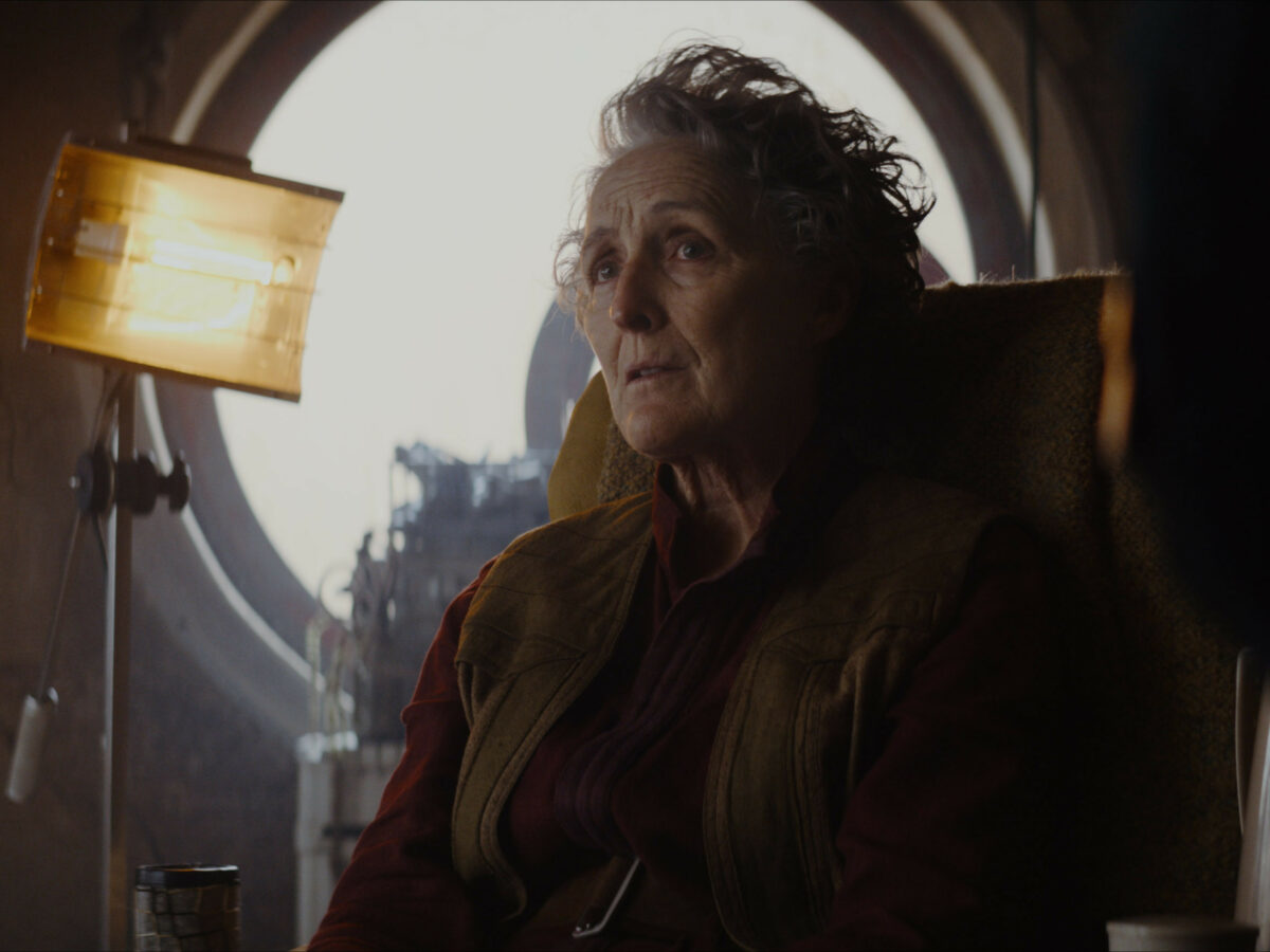 fiona shaw habla sobre maarva la mama de cassian andor en la serie de star wars original 1653672760 pgm ff 000011
