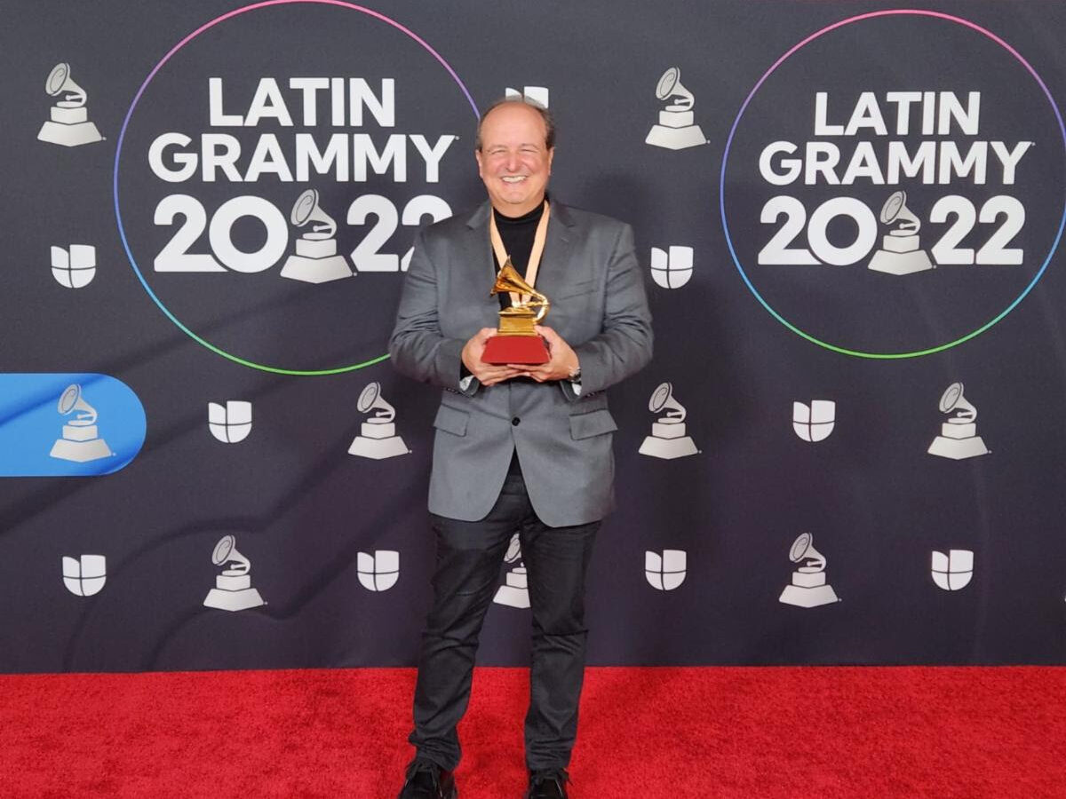 julio reyes copello el productor del ano en los latin grammy 2022 unnamed 30