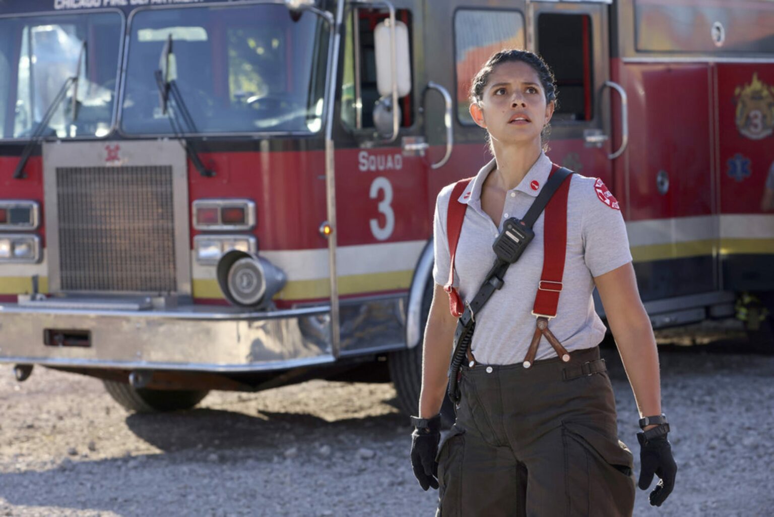 Chicago Fire Stella Kidd y Sam Carver sobreviven a explosión