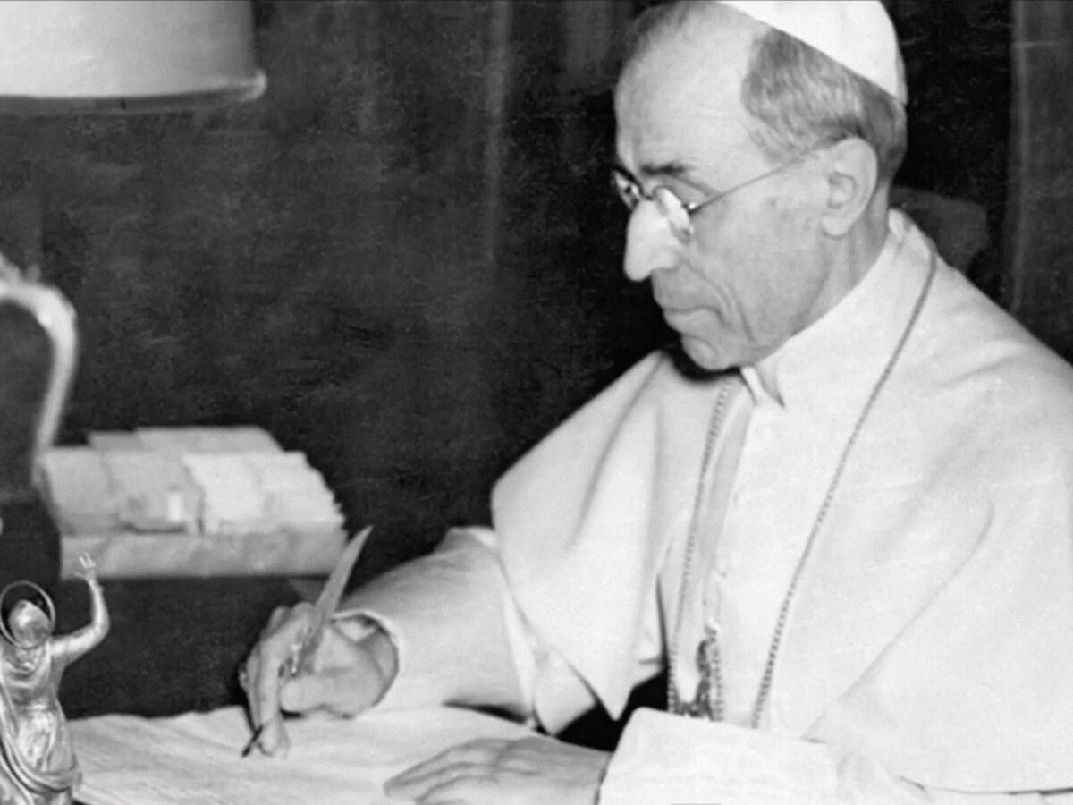 History presenta la reveladora miniserie “Archivos Secretos Del Vaticano”