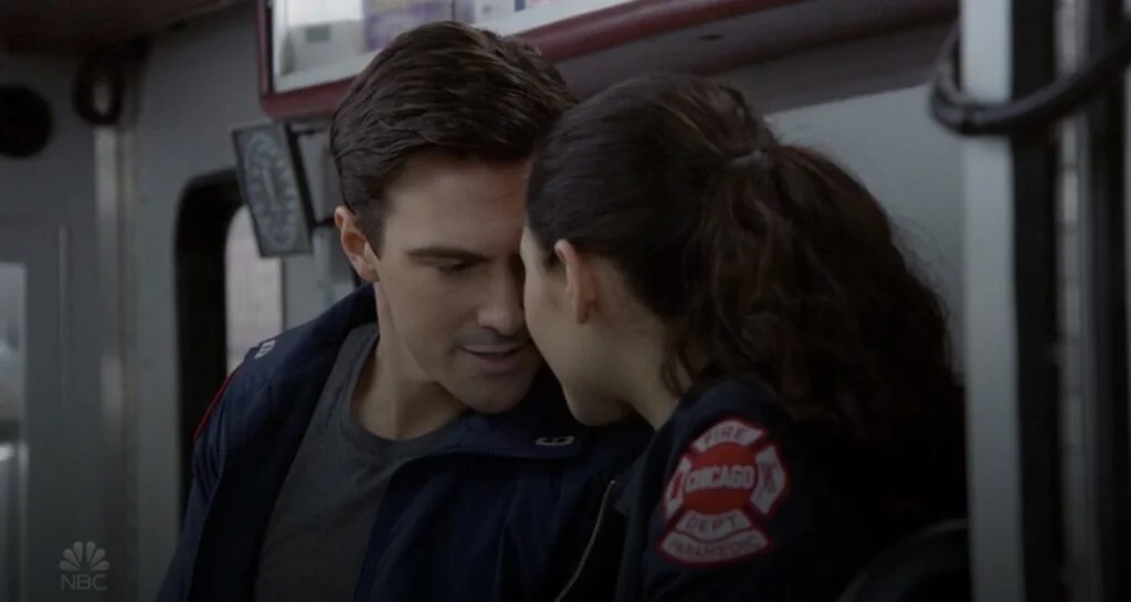 Chicago Fire: Hanako Greensmith y sus emocionantes desafíos en la serie 16 Hawkins y Violet Mikami en Chicago Fire