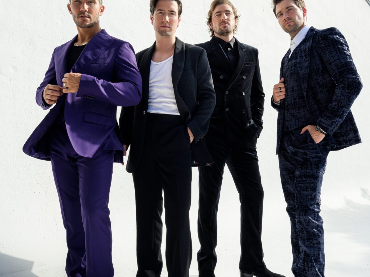 big time rush revela suave una fusion bilingue 25 btr white 3323 edit 2