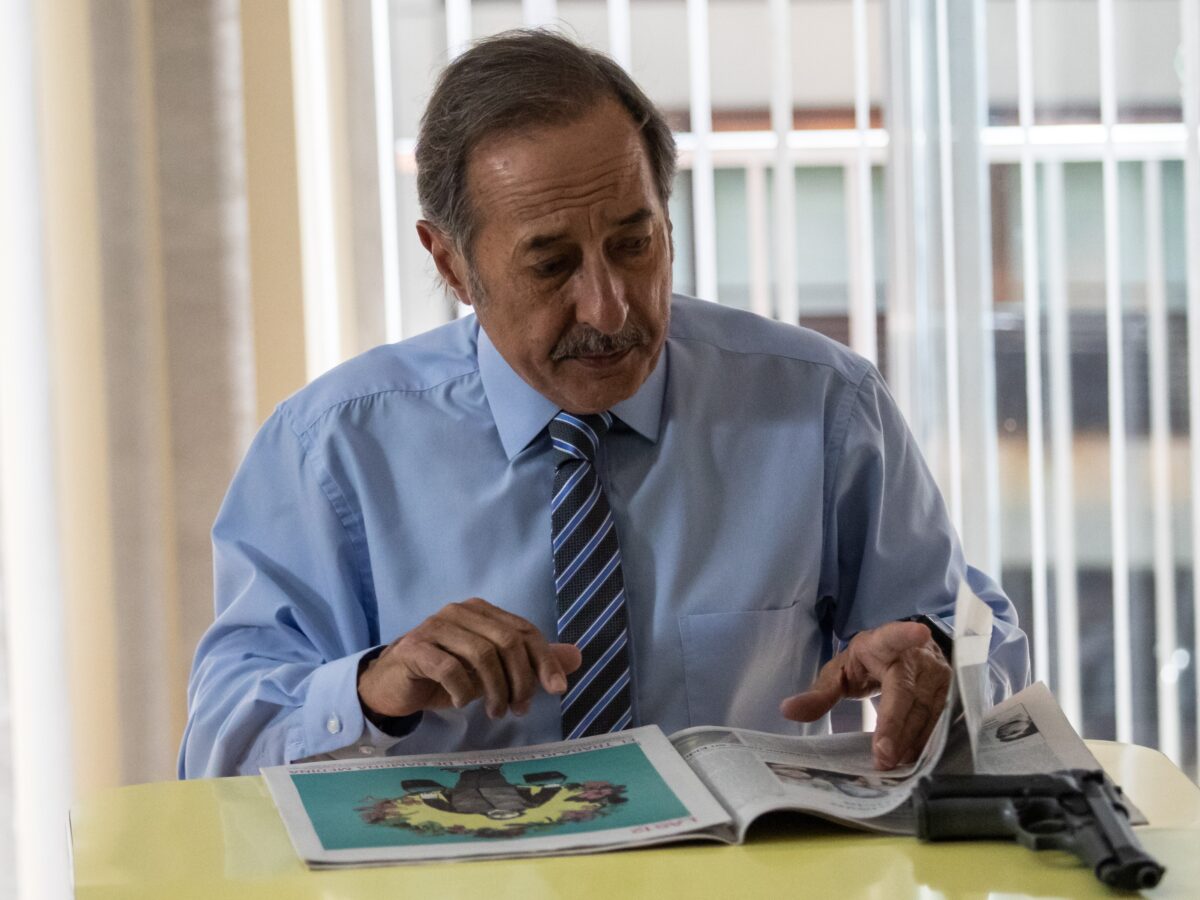 poder y manipulacion en su maxima expresion en el encargado por star