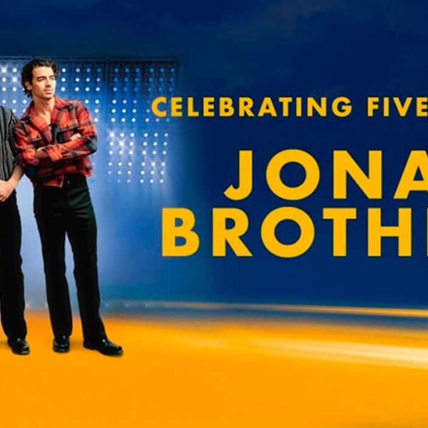 Los Jonas Brothers encienden la emoción en Bogotá: ¡El concierto más esperado!