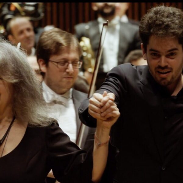 Marta Argerich y Lahav Shani se unen a la Filarmónica de Israel para un concierto inolvidable en Film&Arts