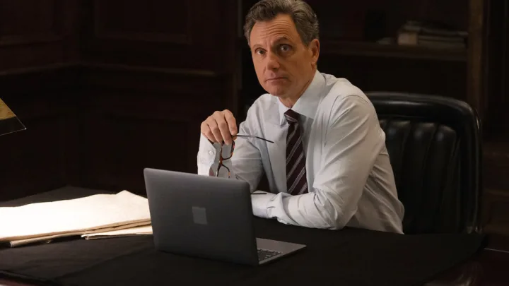 LAW & ORDER Tony Goldwyn as DA Nicholas Baxter -- (Photo by: Virginia Sherwood/NBC) /
