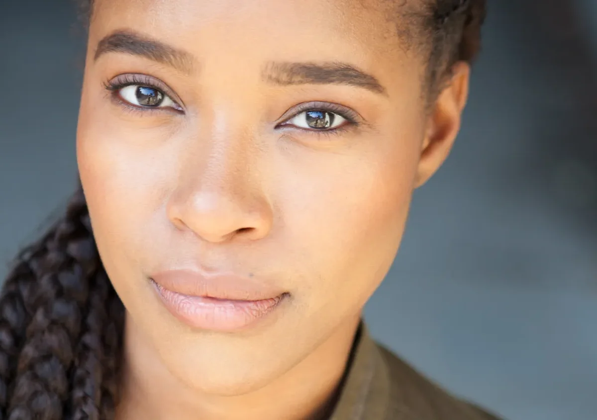 chicago p d toya turner se une a la temporada 12 como la agente yara page