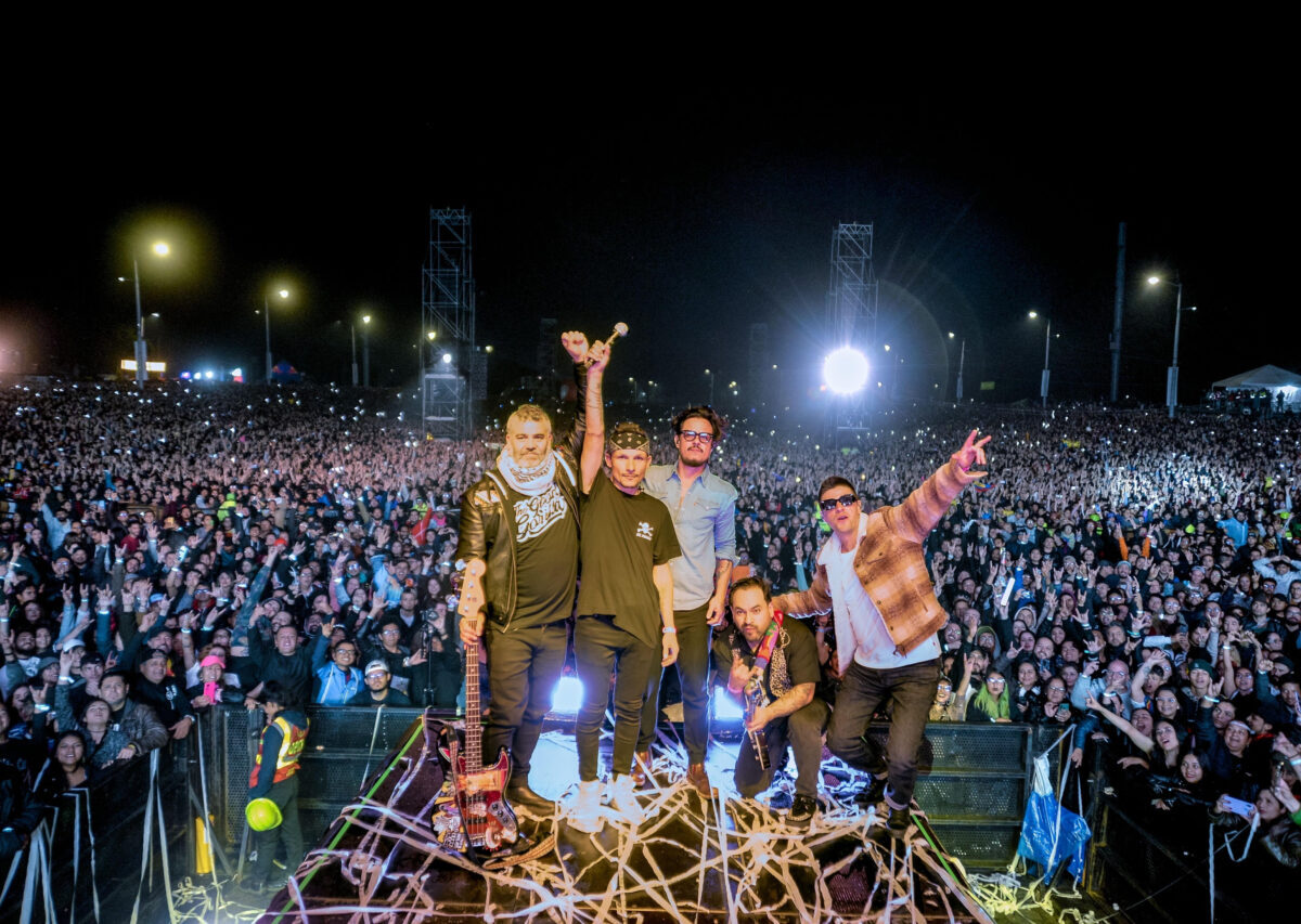 doctor krapula celebra 25 anos con sin mirar atras un himno desde el exilio doctor krapula celebra 25 anos con sin mirar atras un himno desde el exilio