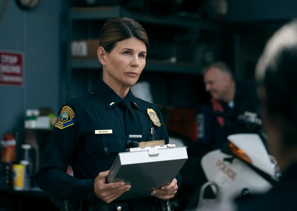 del escandalo a la redencion lori loughlin lidera el drama de prime video del escandalo a la redencion lori loughlin lidera el drama de prime video