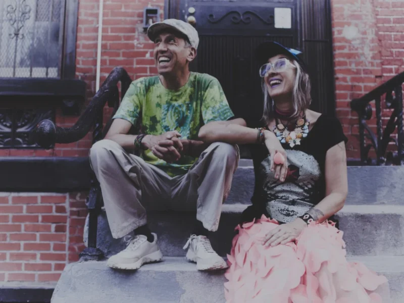Cumbia, rock y rebeldía: así suena MOR, lo nuevo de Aterciopelados