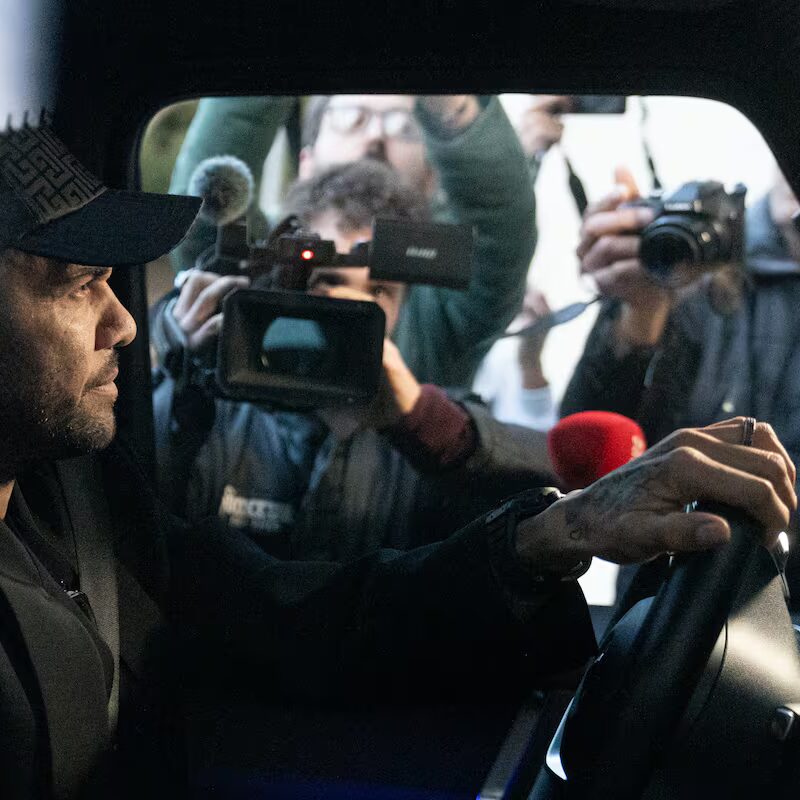 Dani Alves absuelto: el giro que nadie esperaba en su juicio por agresión sexual