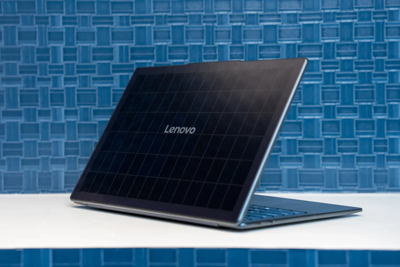 Yoga Solar PC Concept