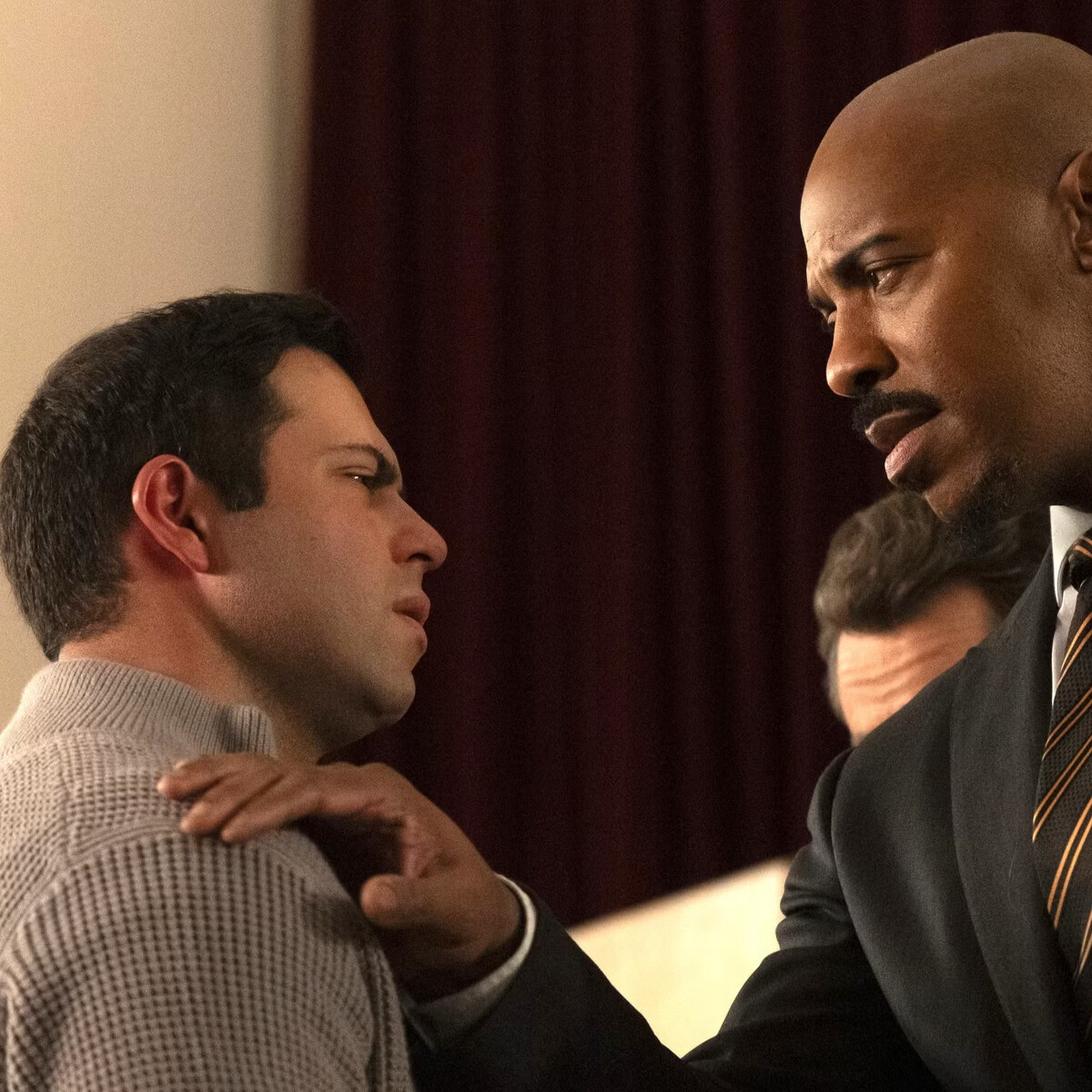 Law & Order: Con «Sins of the Father» rompe esquemas y desafía su fórmula narrativa