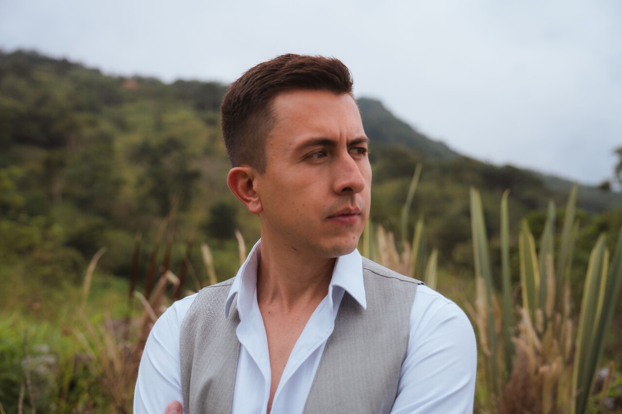 Matiesi lanza 'Contando las horas', un himno pop para quienes creen en el reencuentro 2 matiesi lanza contando las horas un himno pop para quienes creen en el reencuentro matiesi lanza contando las horas un himno pop para quienes creen en el reencuentro 1