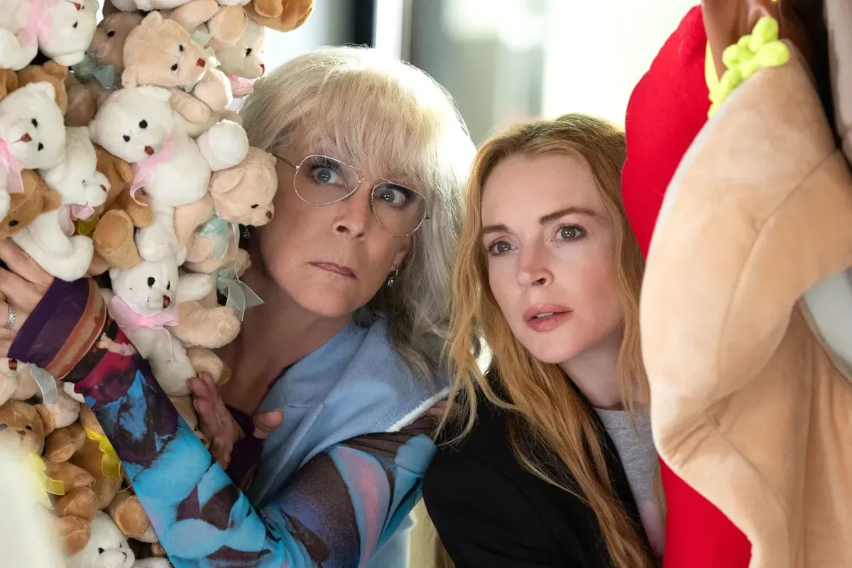 otro viernes de locos jamie lee curtis y lindsay lohan regresan con magia familiar renovada otro viernes de locos jamie lee curtis y lindsay lohan regresan con magia familiar renovada