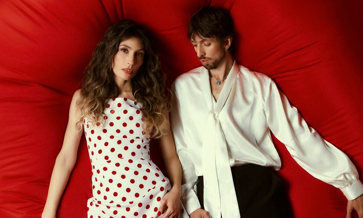 esteman y daniela spalla lanzan amorio un album que combina nostalgia y modernidad esteman y daniela spalla lanzan amorio un album que combina nostalgia y modernidad 1