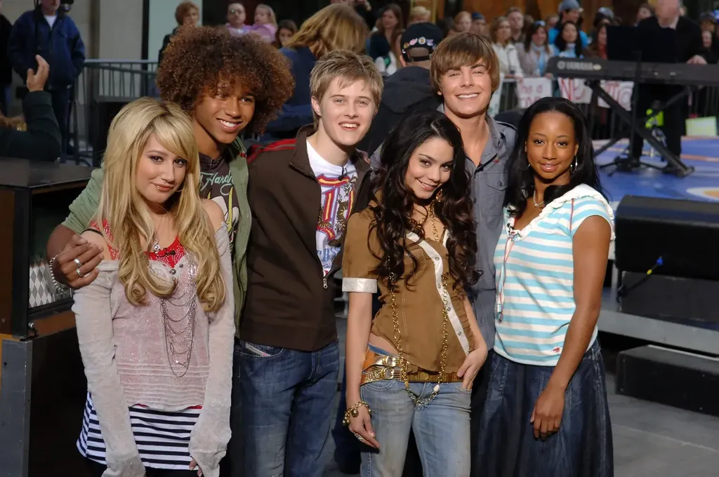 high school musical 1 2 y 3 la trilogia musical que sigue conquistando corazones en disney high school musical 1 2 y 3 la trilogia musical que sigue conquistando corazones en disney 1
